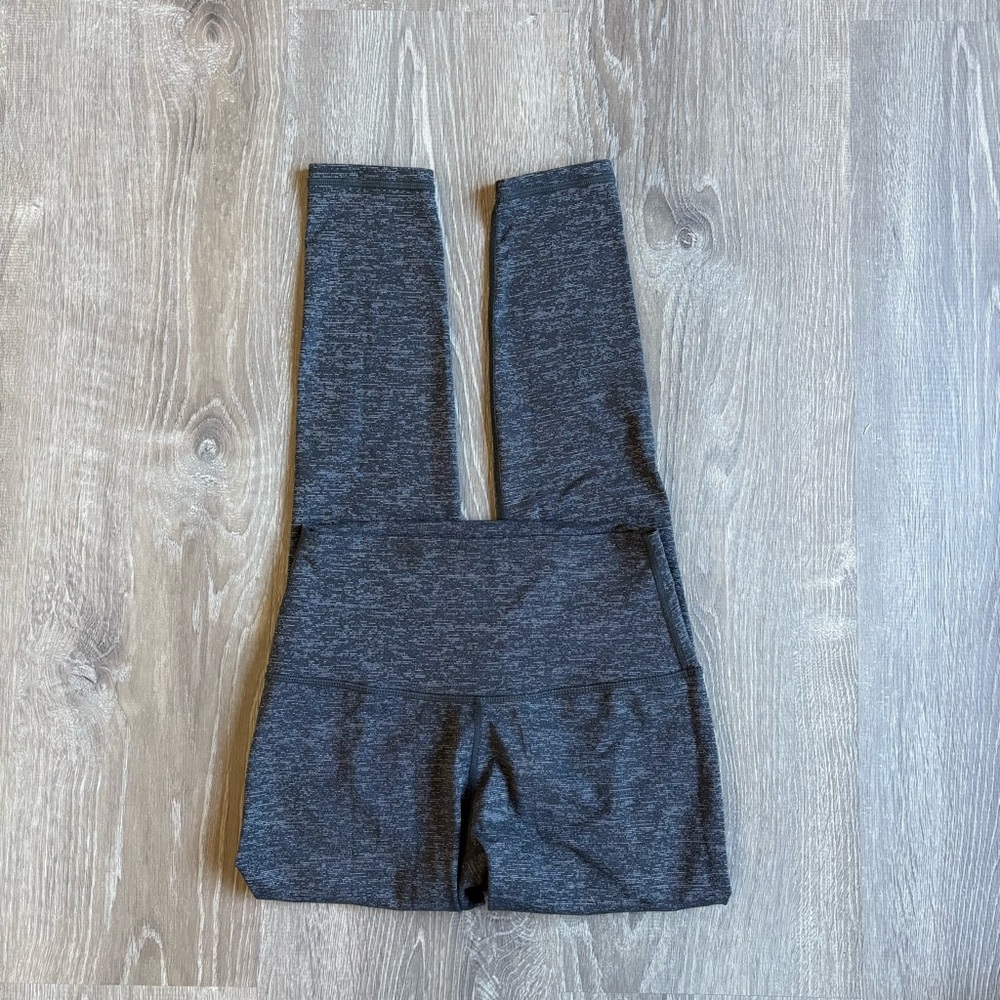 Born Primitive Leggings Women’s Size Medium